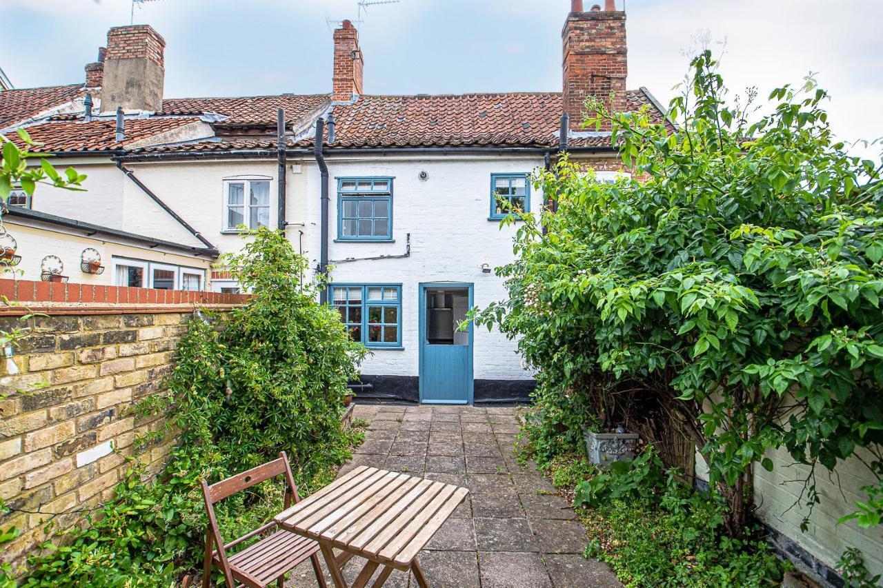 Sweet & Cosy 10 Bridewell Cottage With Parking Available Upon Request Bury St. Edmunds Экстерьер фото