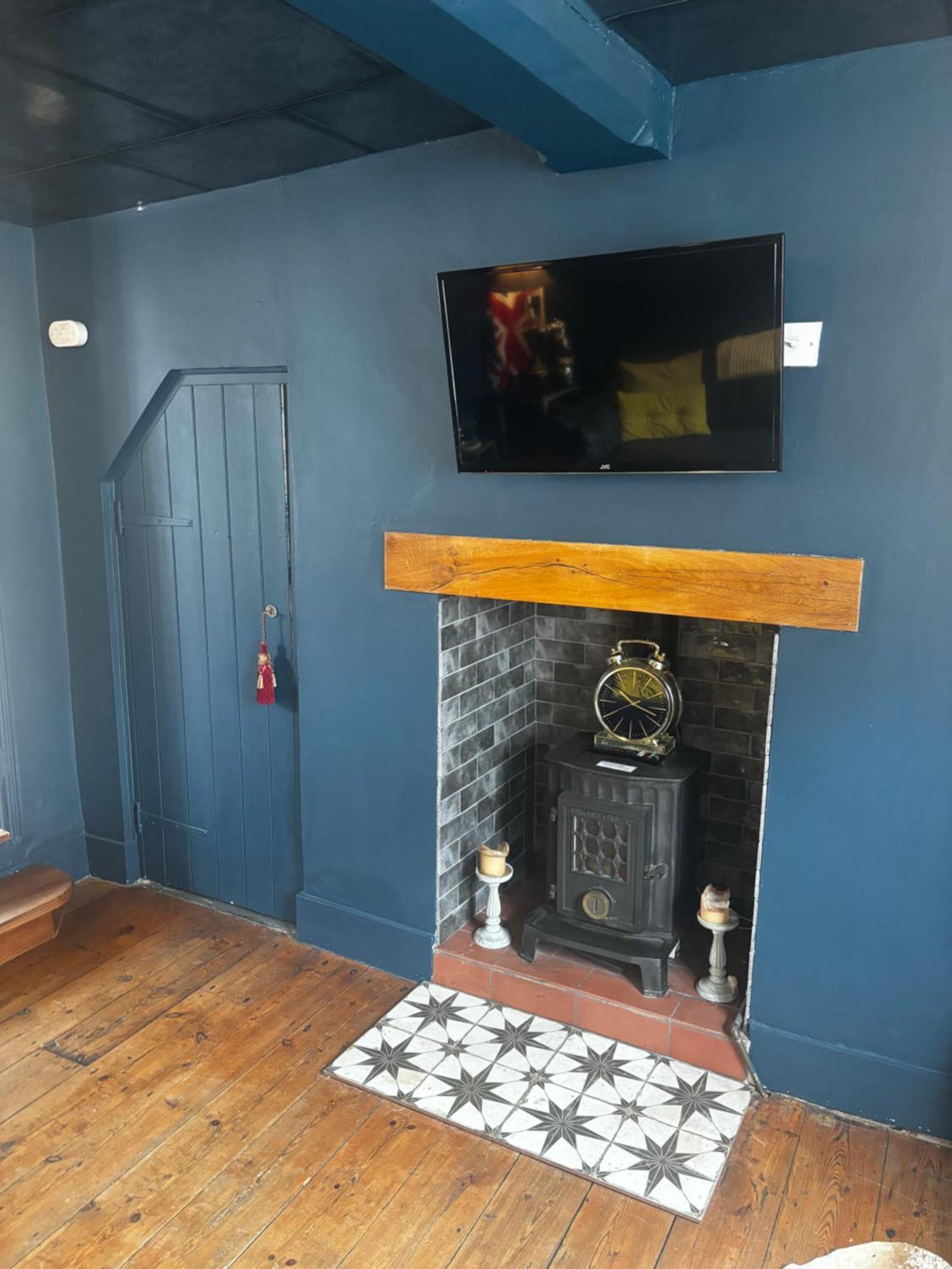 Sweet & Cosy 10 Bridewell Cottage With Parking Available Upon Request Bury St. Edmunds Экстерьер фото